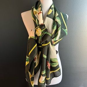 🦋NWT Autumn Leaves Spruce Silky Print Scarf🦋